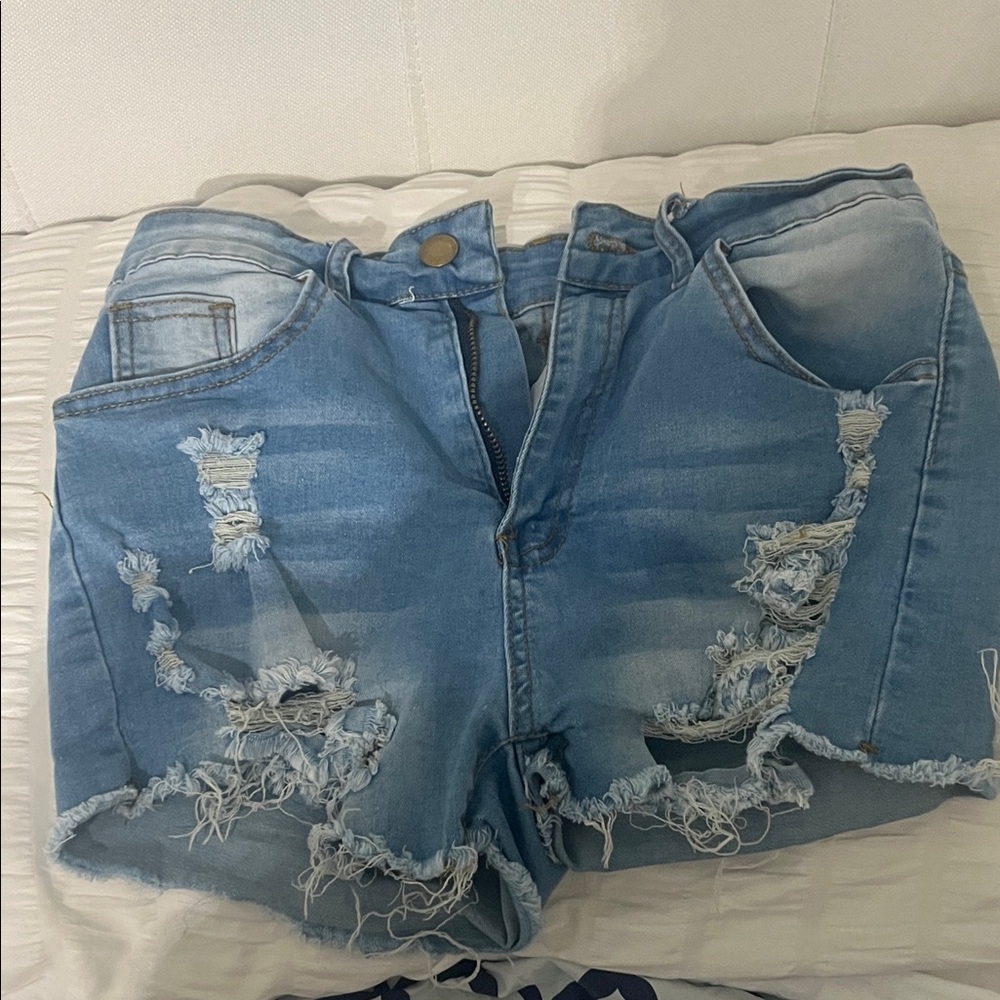Ripped Jean shorts never worn